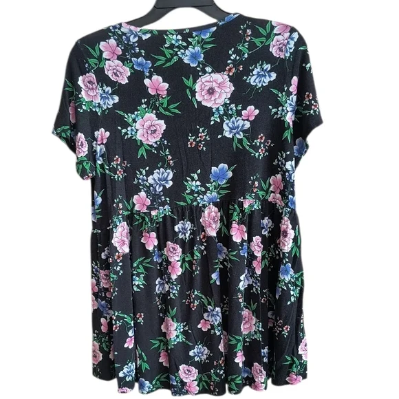 Torrid Super Soft Black Floral Short Sleeve Babydoll Style Tunic Size 2X - Picture 2 of 6